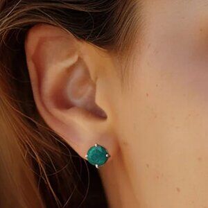 Ross Simons 4 ct total weight Emerald Stud Earrings